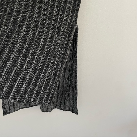 Striped Knit Cowel Neck Sleeveless Top - Picture 5 of 6